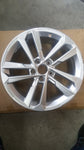 FELGA ALUMINIOWA AUDI A3 8Y 20- 8Y0601025E R17 8J