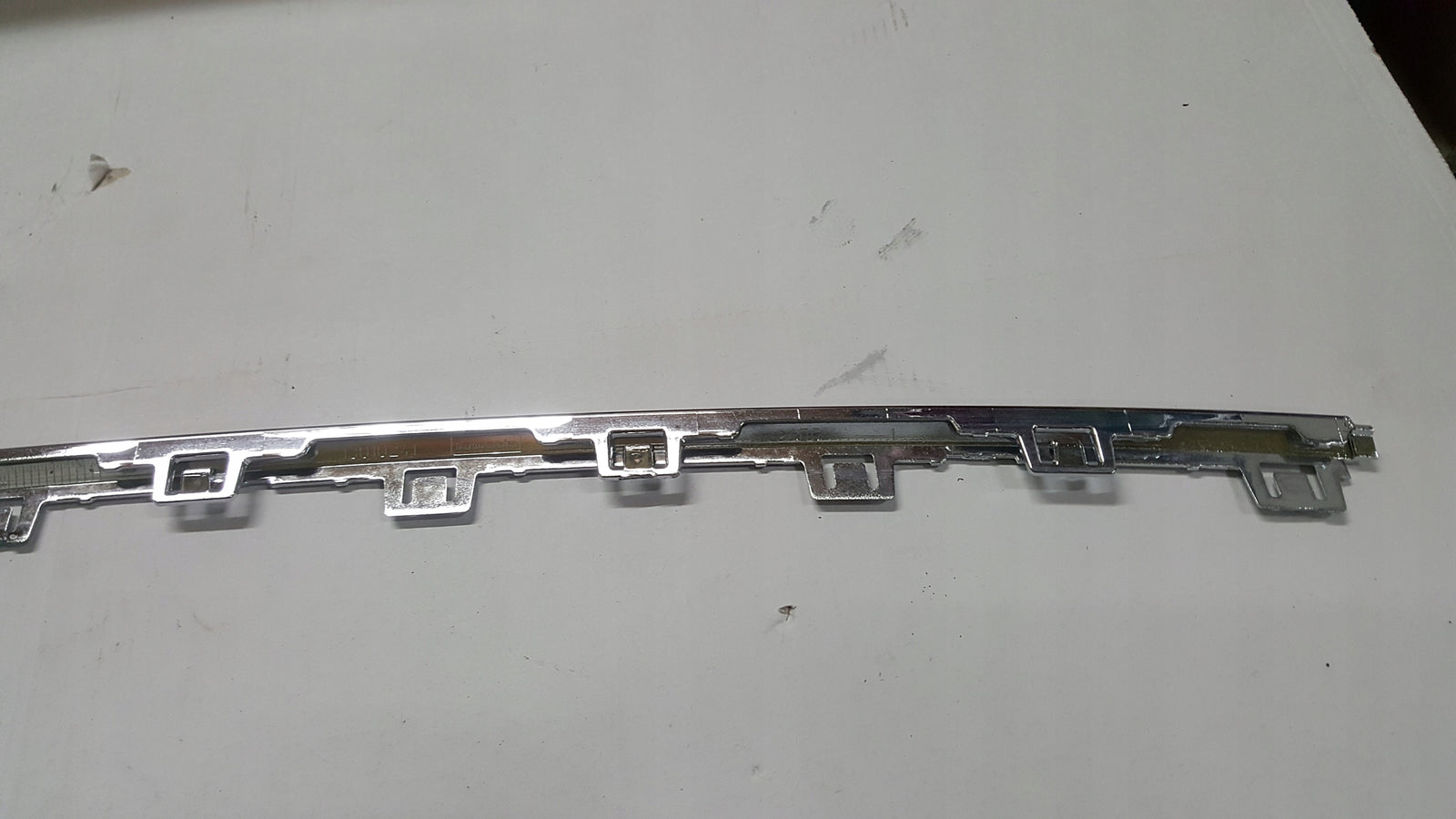 Listwa chrom zderzaka przedniego AUDI A6 (C7) 4G0807578 NOWY ORYGINAŁ