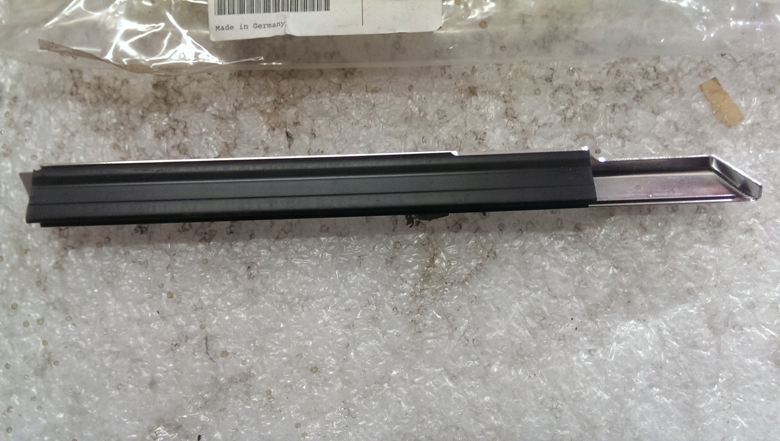 Listwa chrom krótka LE strona BMW F07 7196335 NOWA