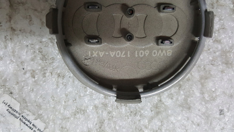 Dekielek AUDI 8W0601170A - AX1 oryginał