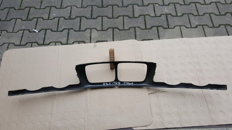 Nosek BMW e34 na szeroką maskę