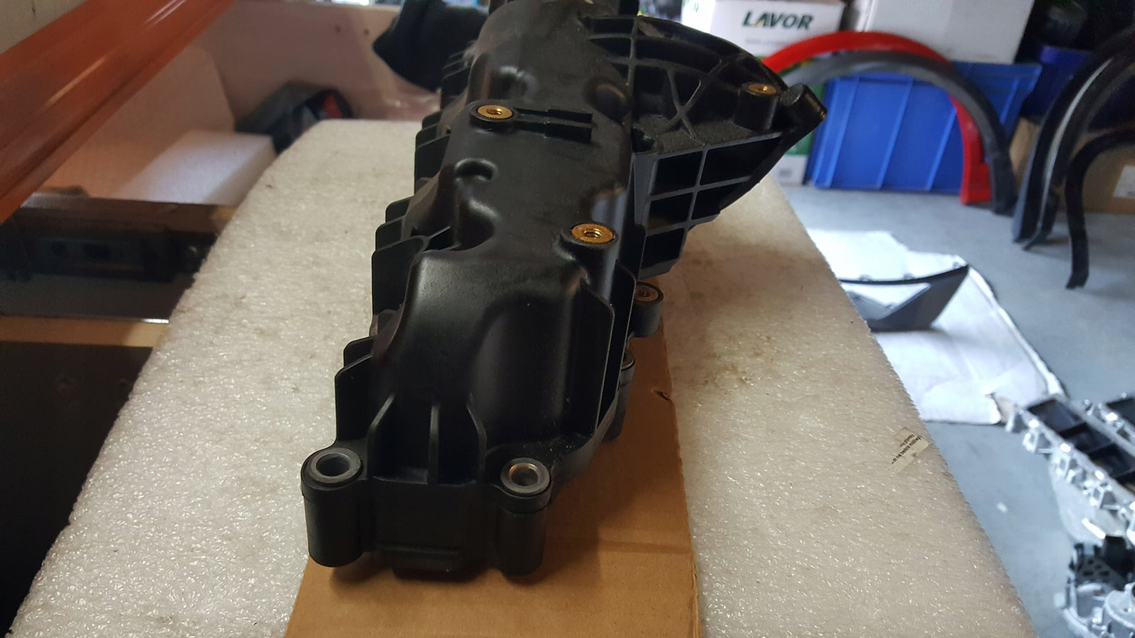 Kolektor ssący VW AUDI SEAT SKODA 2.0 TDI 03L129711AG 03L129086 V 120
