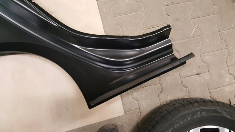 AUDI A1 II 82G PRÓG TYLNY BŁOTNIK LEWY TYŁ 18-24 82G809837