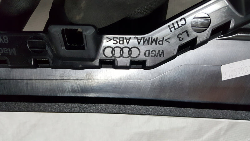 Osłona słupka C listwa drzwi AUDI A3 8Y4839903A