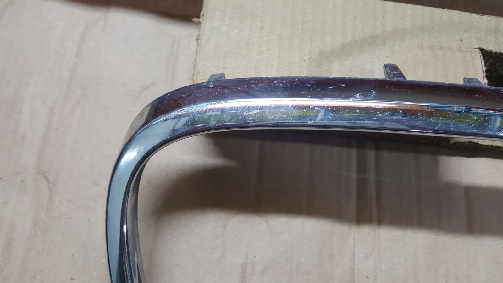 Ramka grilla ATRAPY chrom CUPRA LEON 1P0854643C 1P0854643D