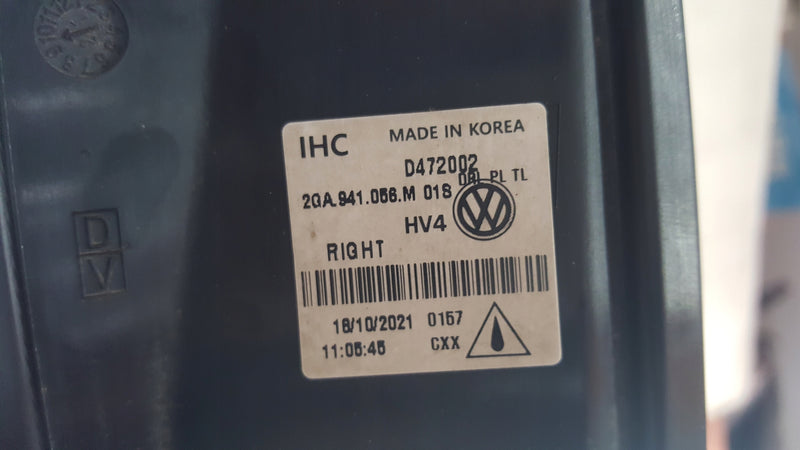 VW T-ROC HALOGEN LED PRAWY 2GA941056M