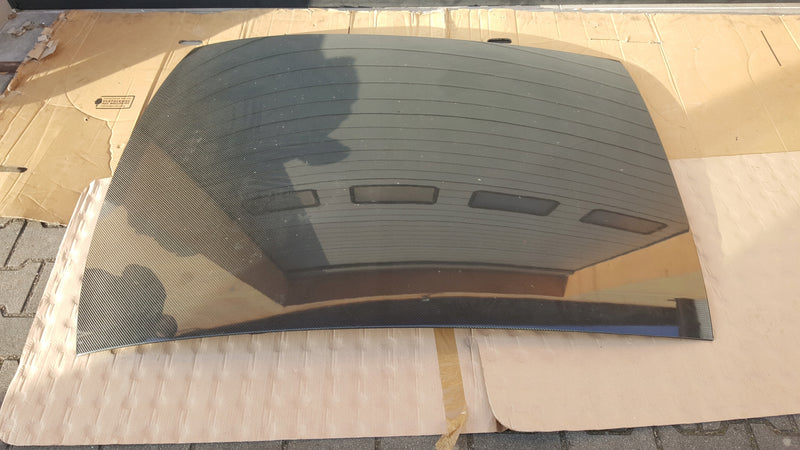DACH POSZYCIE CARBON AUDI E TRON GT RS 4J3817017B ideał