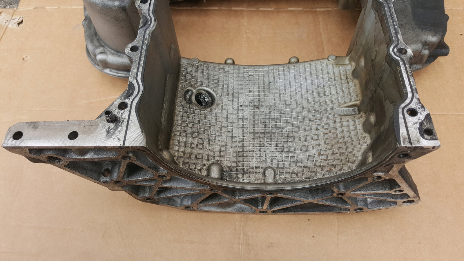 Miska olejowa AUDI A4 B9 Q7 4M 059103603ES
