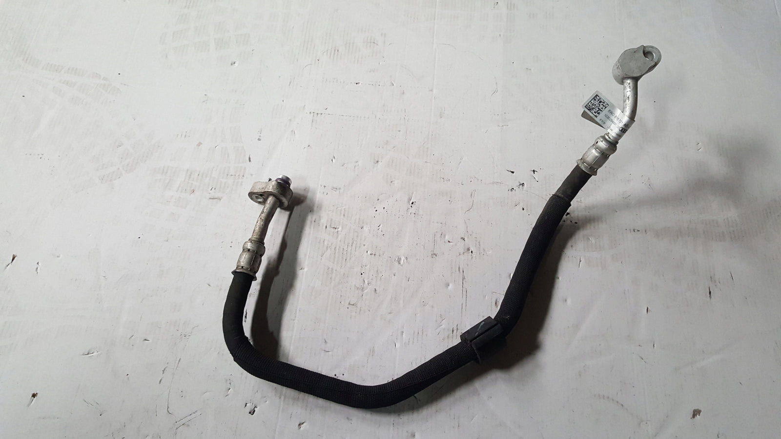 Przewód rurka klimatyzacji AUDI A4 A5 8W0816721AS
