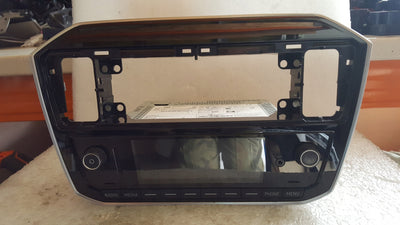 Radio VW UP! E-UP! 1S0035871 demontaż