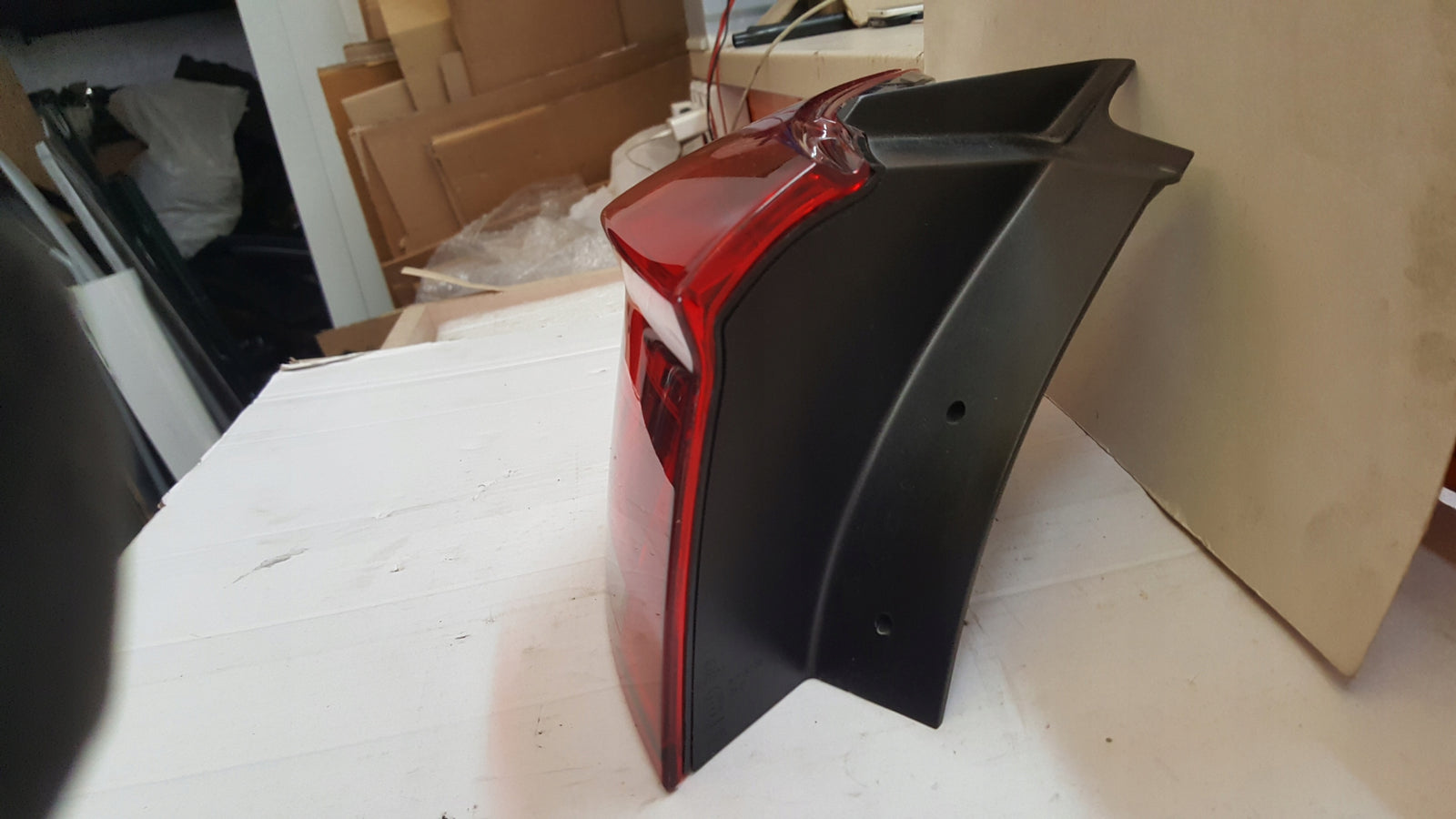 Kompletna tylna lewa lampa LED VW T-ROC 2GA945093B 2GA945095D demontaż