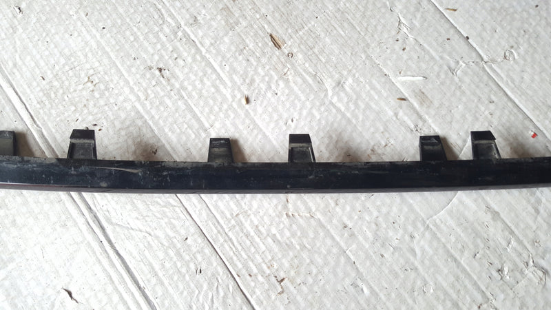 Listwa zderzaka przedniego AUDI Q3 83A853643 demontaż