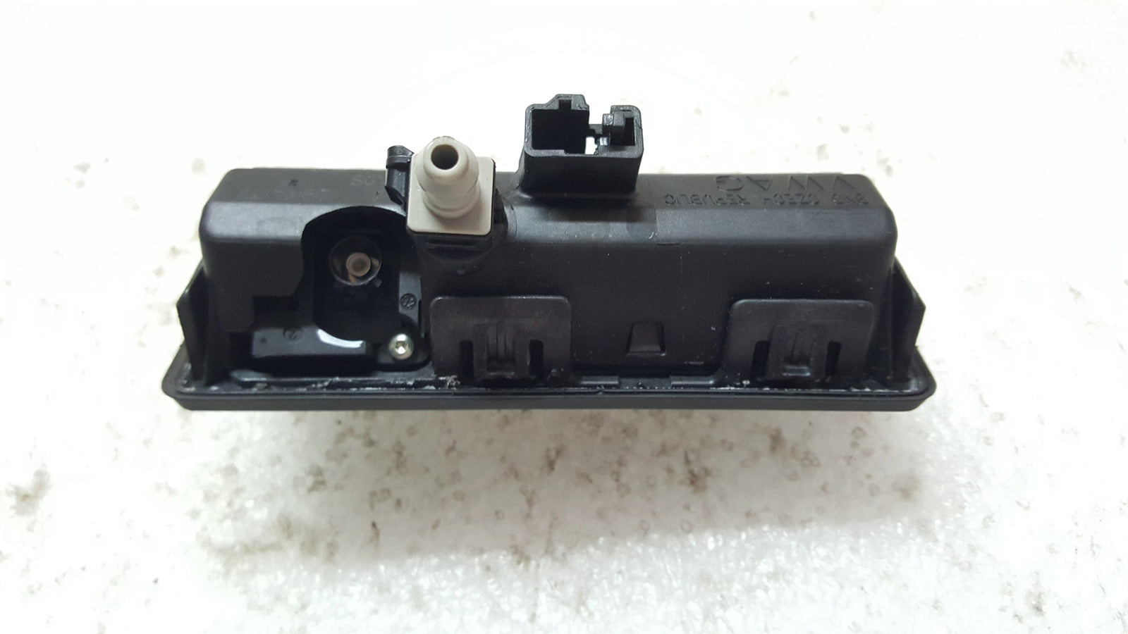Kamera cofania VW TOUAREG AUDI A6(C8) RS6 Q8 RSQ8 Q7 760827566 demontaż