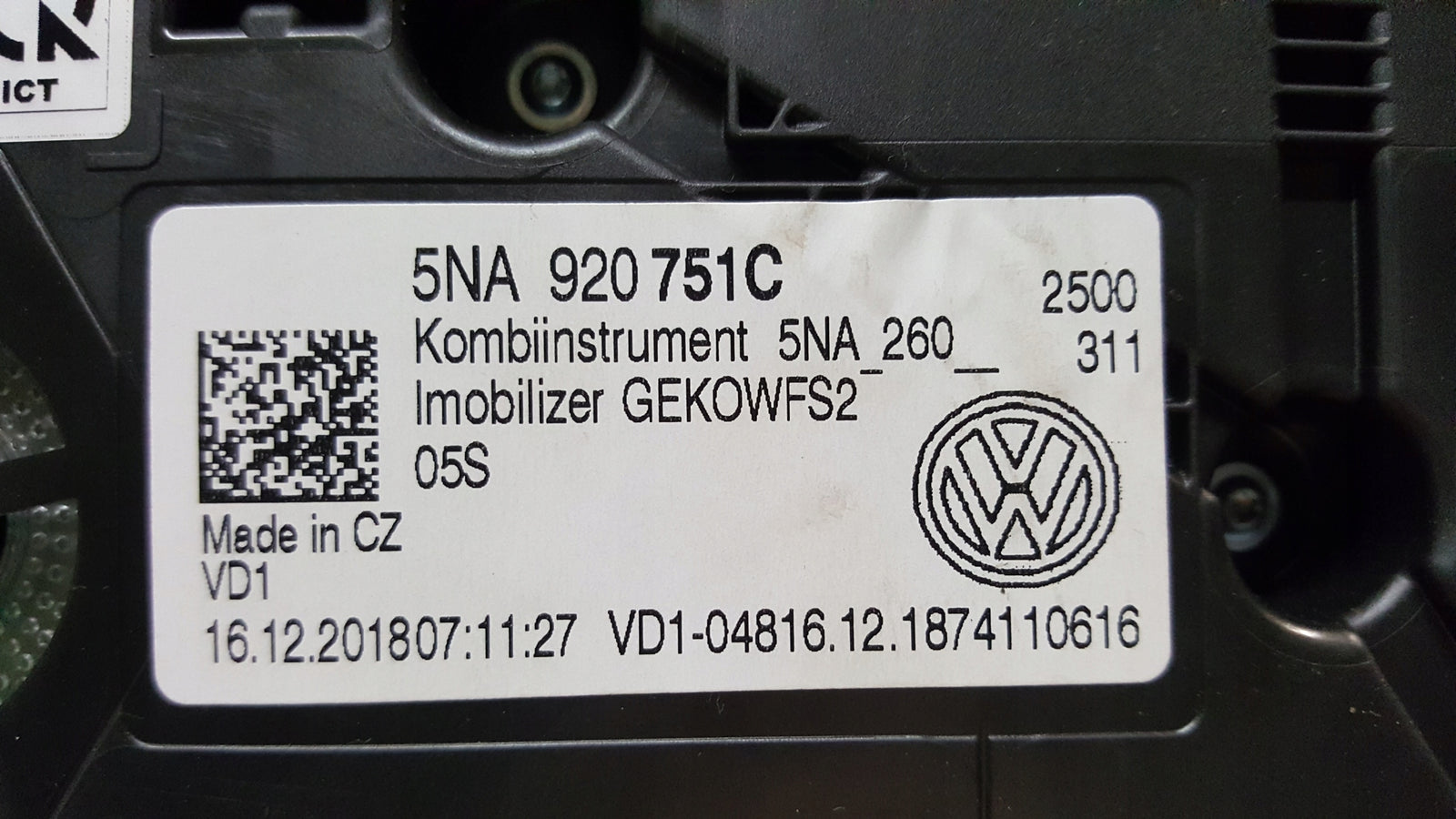 Licznik zegary- diesel- VW TIGUAN TIGUAN ALLSPACE 5NA920751C demontaż