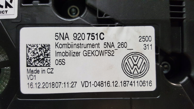 Licznik zegary- diesel- VW TIGUAN TIGUAN ALLSPACE 5NA920751C demontaż