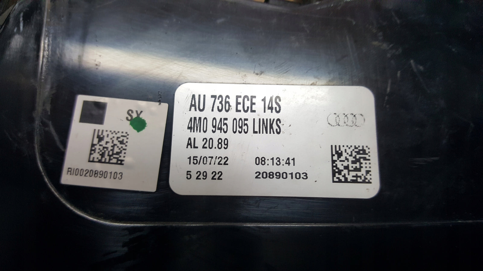 LAMPA TYLNA ZDERZAKA LEWA AUDI Q7 4M 4M0945095