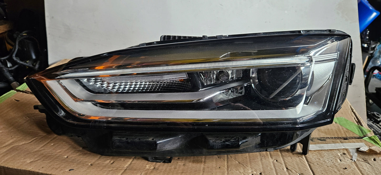 Le 8W6941005C bi xenon LED Audi A5 S5 RS5 B9 2019r DEMONTAŻ