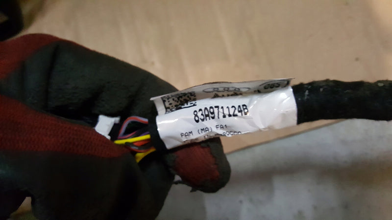 AUDI Q3 II 83A HAK HOLOWNICZY 18- 83A800495A