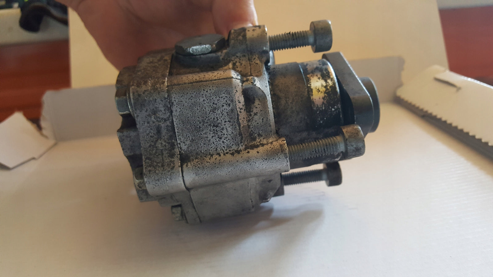 Pompa wspomagania VW CRAFTER 2E0422145B demontaż