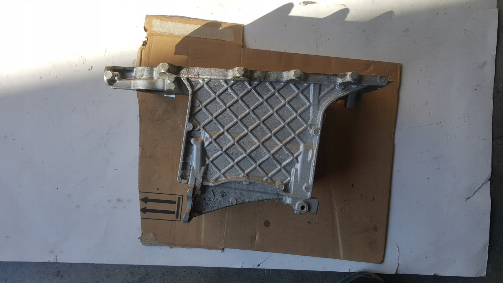 Kolektor ssący VW AUDI SKODA 2.0 TDI 04L129766BL