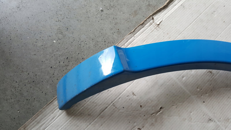 Listwa błotnika prawy tył AUDI Q5 80A853818B demontaż
