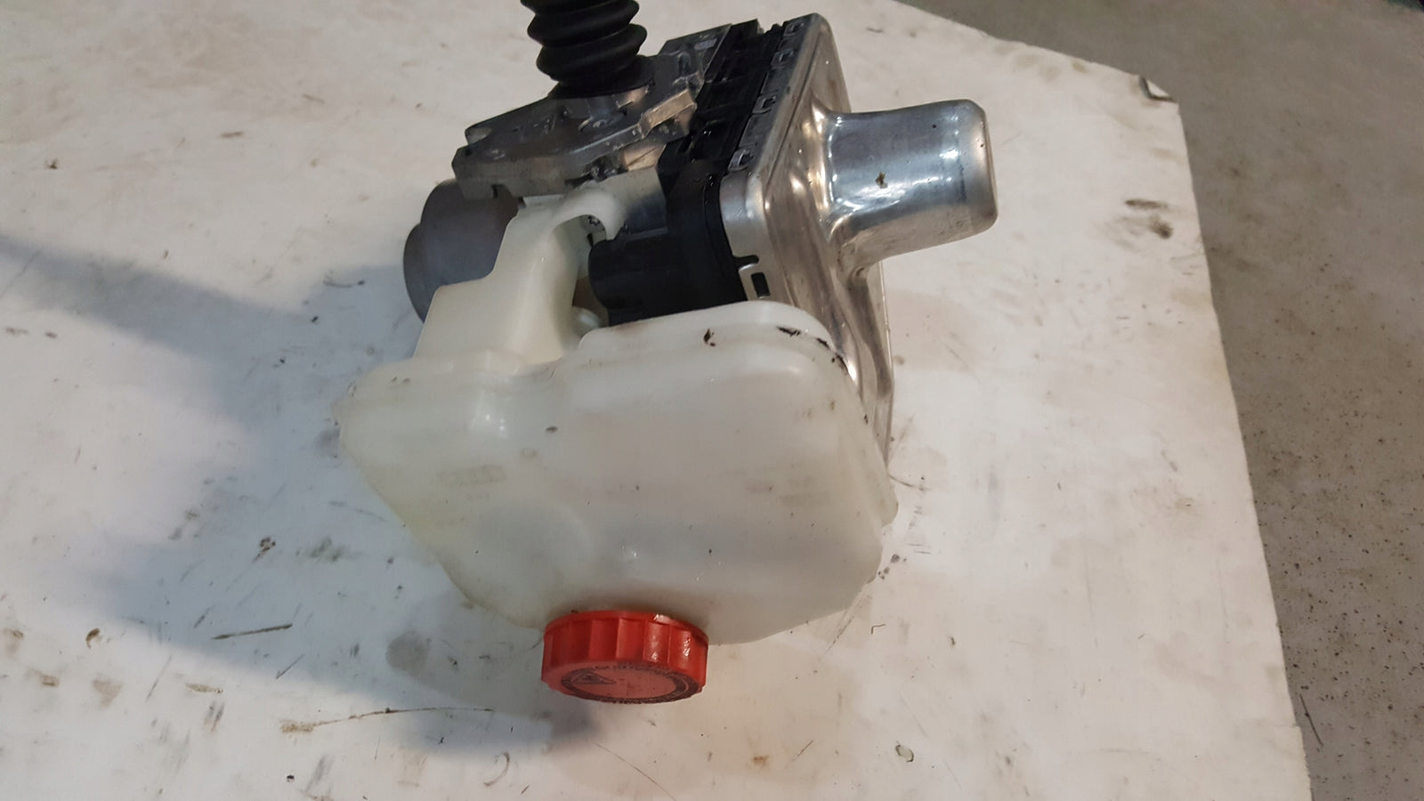 # ABS SERWO AUDI E-TRON 4KE909059N 4KE614100AG #