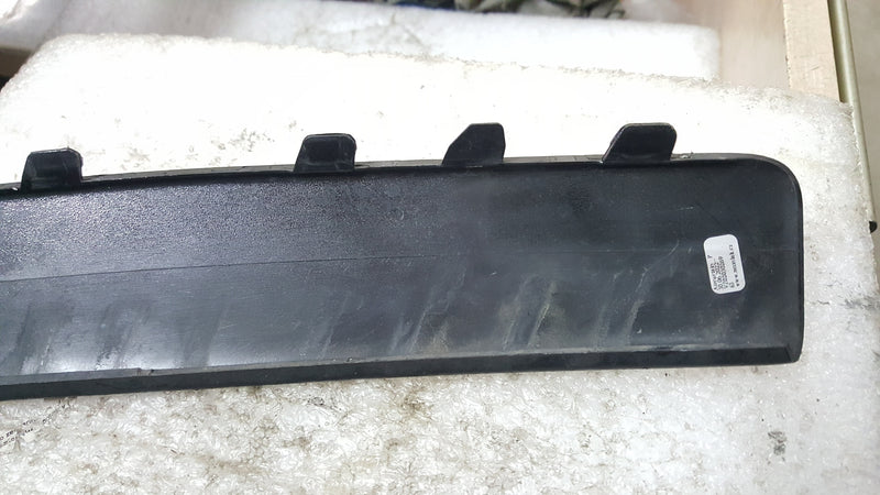 SKODA OCTAVIA IV LISTWA ZDERZAKA PRAWA PRZÓD 5E3807834B