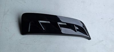 Listwa błotnika lewy przód AUDI RS4 8W9853173A IDEAŁ CZARNA