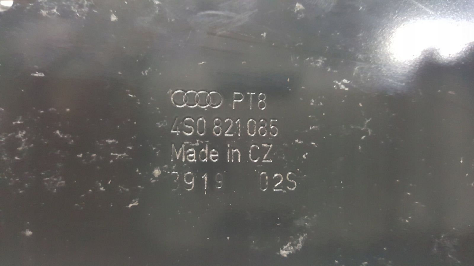 Element zamykający L+P 4S0821085 4S0821086 AUDI R8 Coupe/Spyder 2016+