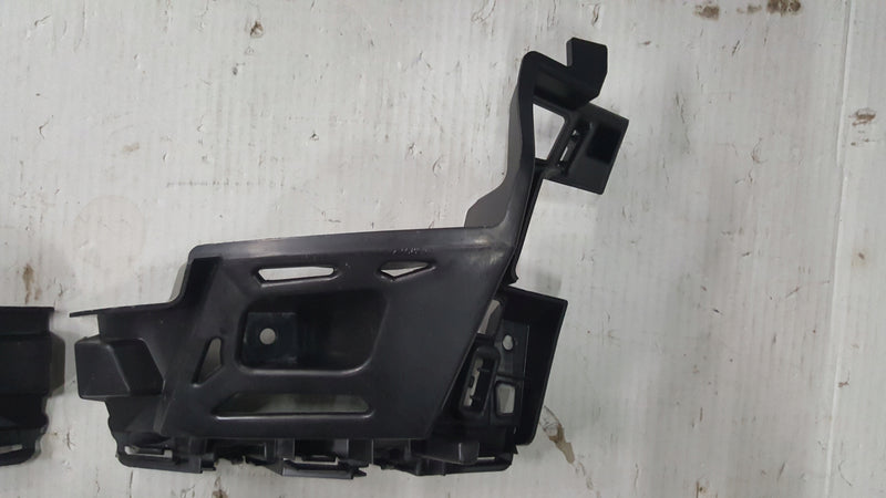 Nowe ślizgi zderzaka tylnego lewy + prawy SEAT ATECA 575807377 575807378