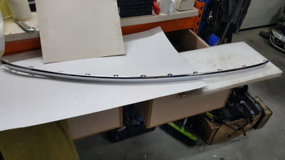 Listwa chrom zderzaka tylnego VW TOUAREG 7P6853835 demontaż