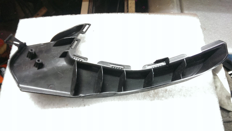 Ślizg zderzaka prawy przód AUDI A6 C8 4K0807098