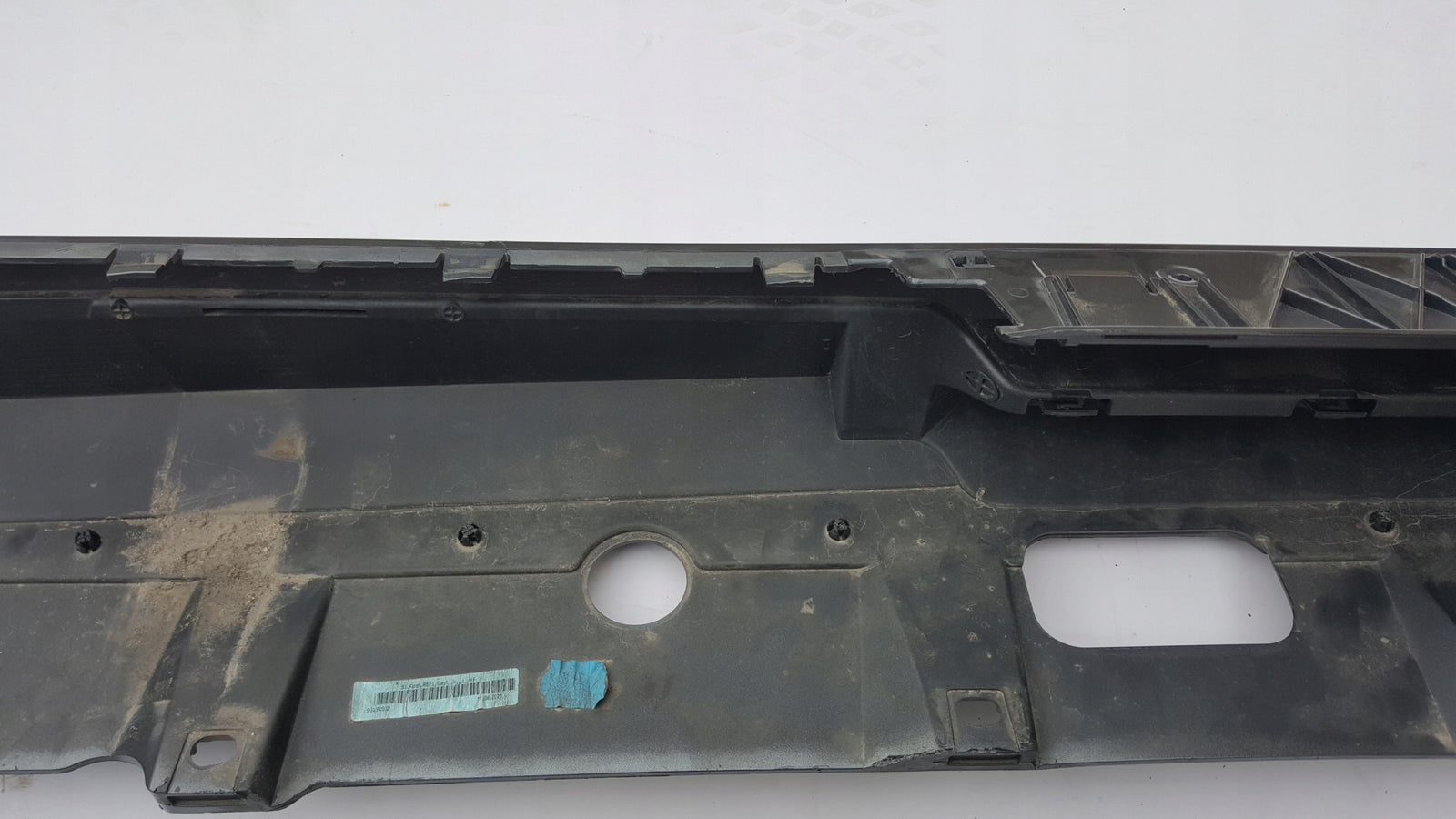 Listwa progowa lewa strona AUDI R8 4S0853859 demontaż