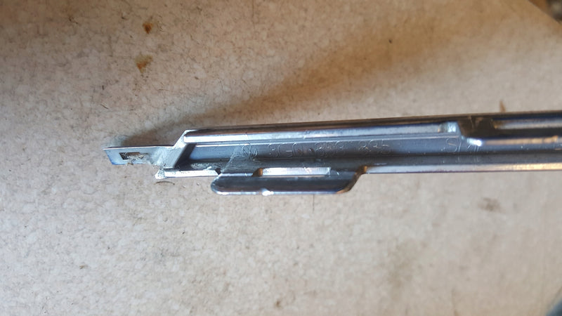 Listwa chrom zderzaka tylnego VW PASSAT (B8) 3G0853835 demontaż