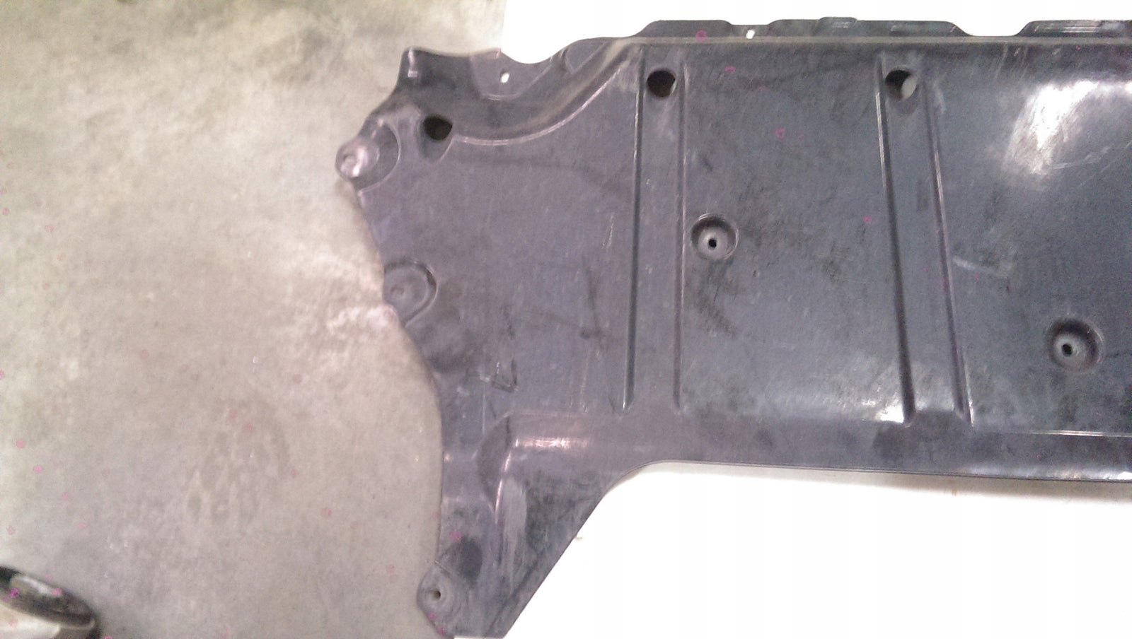 Podłoga osłona silnika AUDI TT 8S7825236B DEMONTAŻ