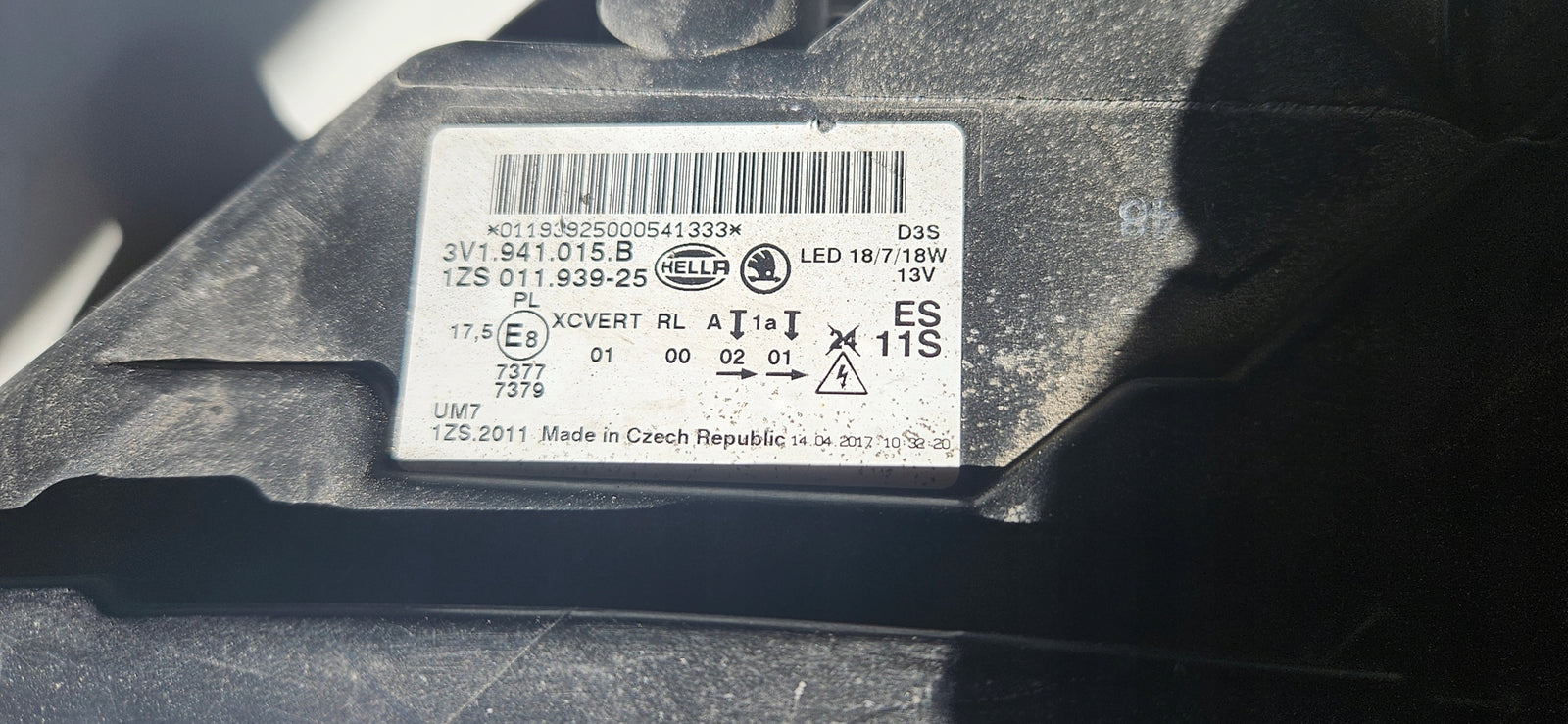 LE xenon LED Skoda Superb 3V1941015B 2017r demontaż