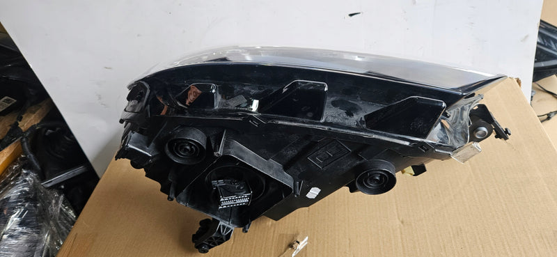 2GA941036H pr VW T-ROC FULL LED 2019r EUROPA