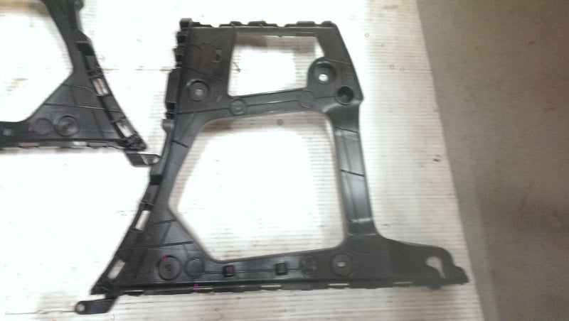 Ślizgi zderzaka L+P tył AUDI Q7 4M0807453A/454A