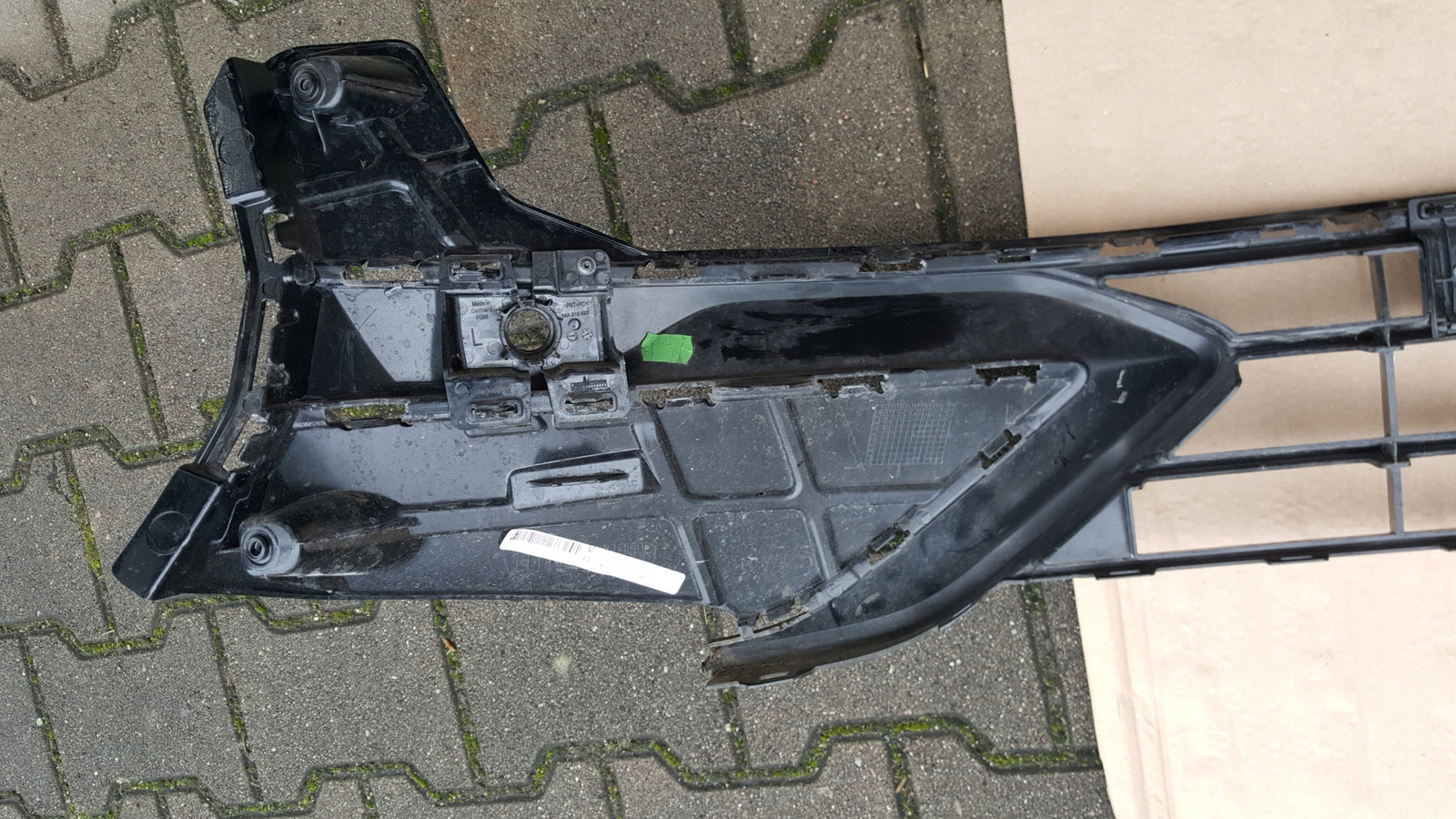 VW ID7 ID.7 14A 23- KRATKA ZDERZAKA PRZÓD B.ŁADNA 14A853677