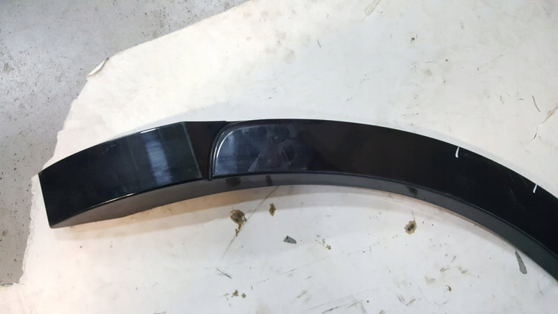 Listwa błotnika lewy tył AUDI Q3 8U0853817B