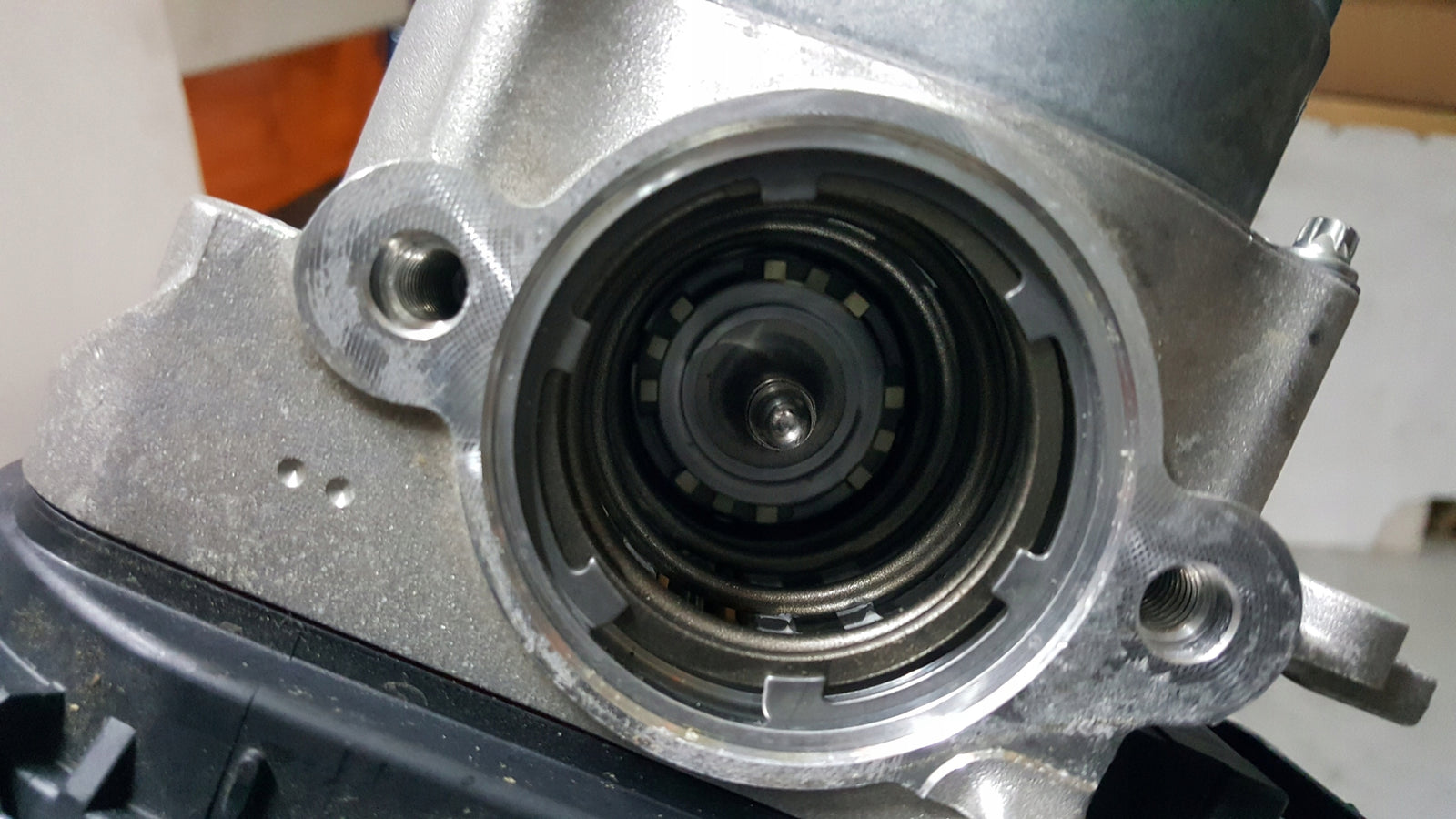 Pompa hamulcowa serwo VW SKODA SEAT AUDI 1EB614105S demontaż