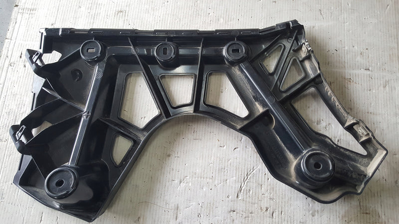 Ślizgi zderzaka przedniego lewy+prawy SKODA ENYAQ 5LG807393 5LG807394