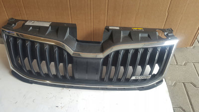 Skoda OE 5E0853653A atrapa grill Octavia III RS LIFT