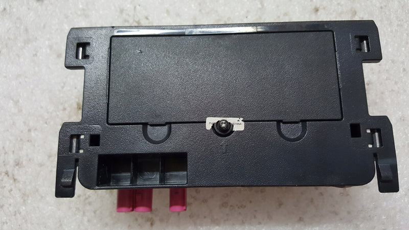 Sterownik usług online AUDI A3 8Y0035282B demontaż