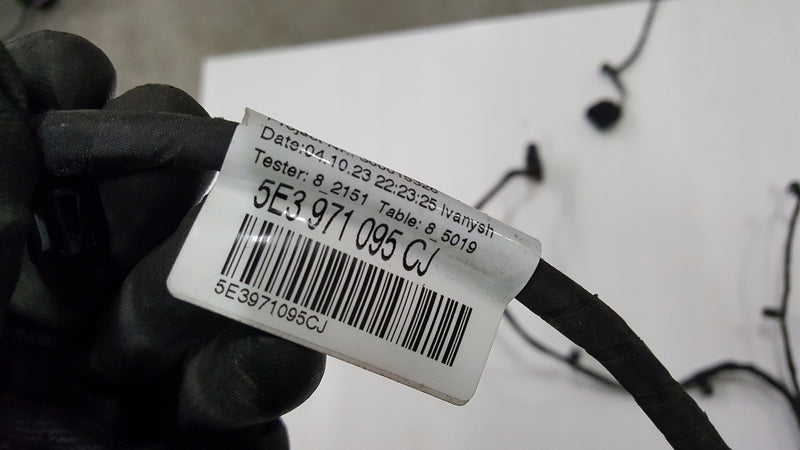 Wiązka PDC zderzaka przedniego SKODA OCTAVIA 5E3971095CJ demontaż