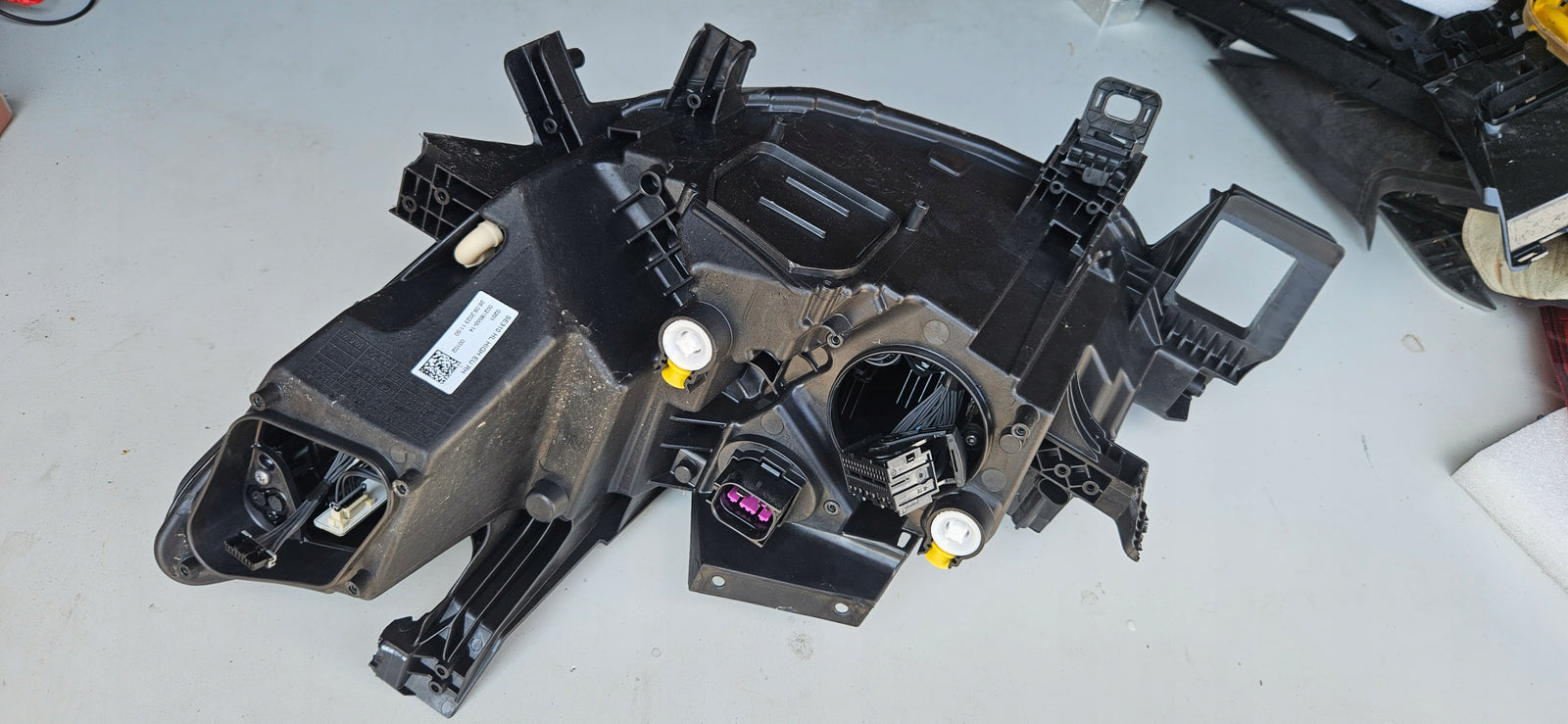 Pr reflektor FUL LED Cupra Born 10F941008H 2023r