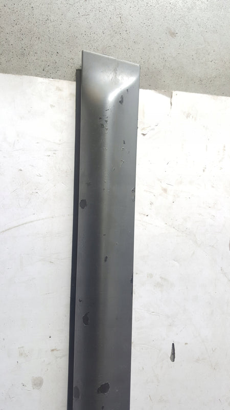 Listwa drzwi przednich prawa Audi A6 ALLROAD 4F0853960B