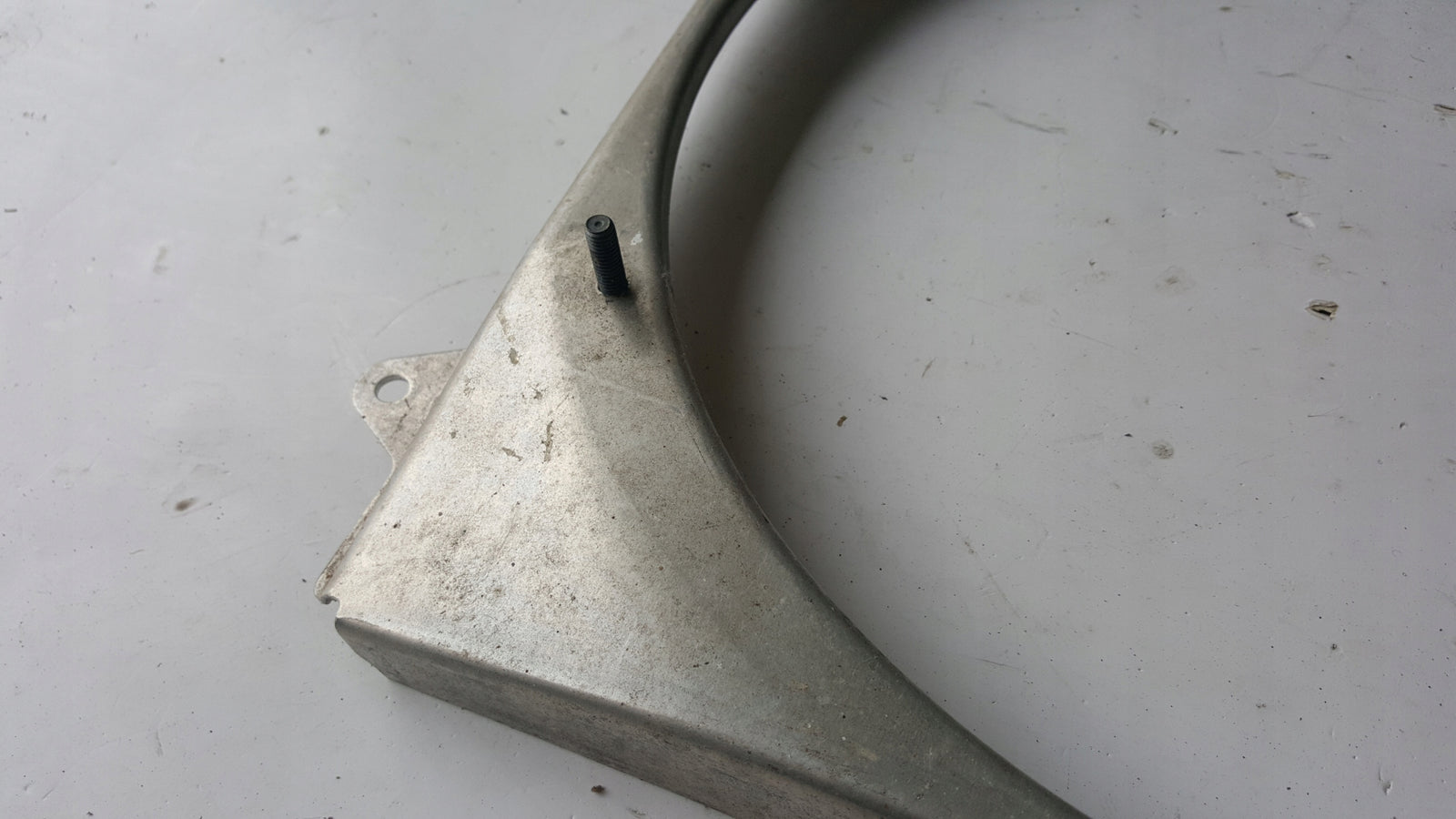 osłona wentylatora AUDI R8 420121197A