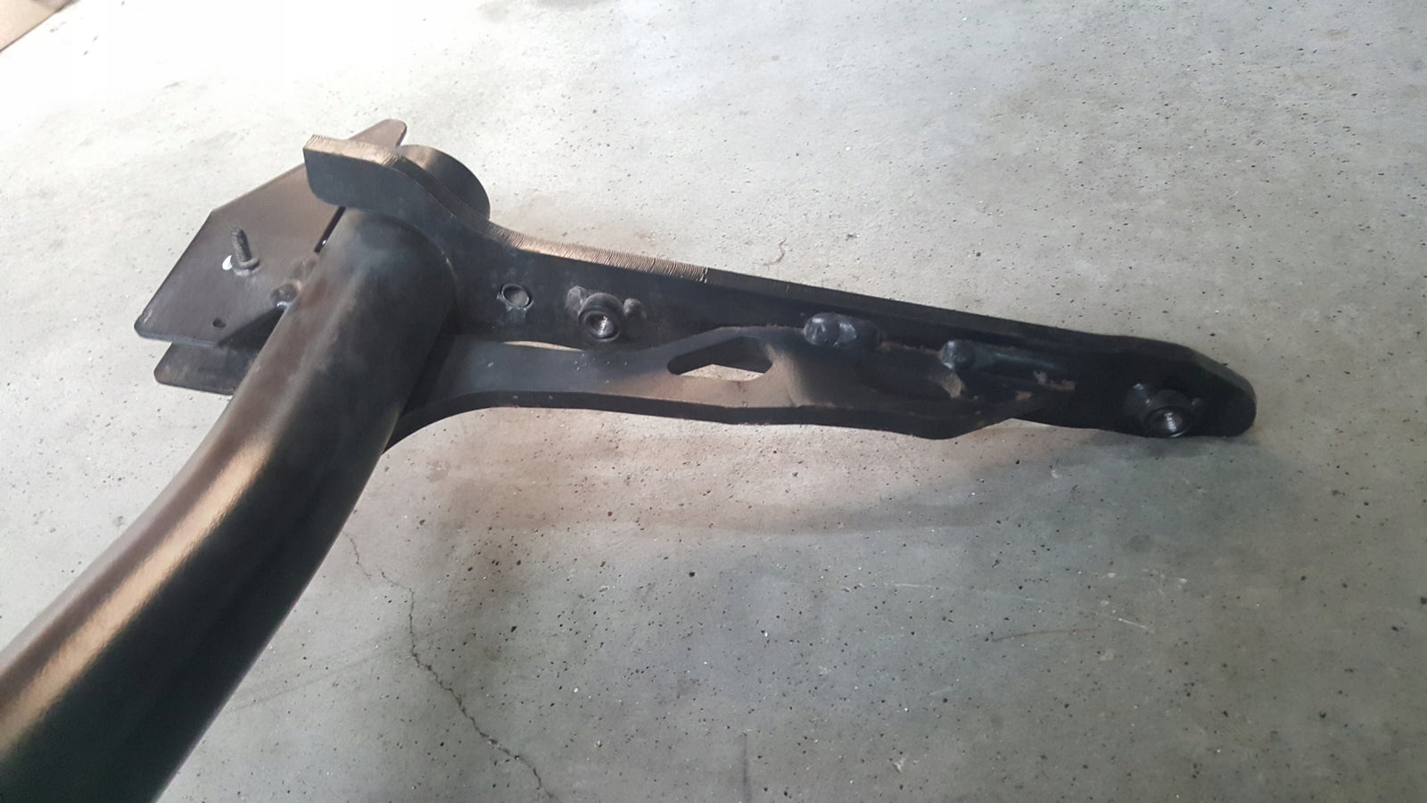 HAK HOLOWNICZY ELEKTRYCZNY VW GOLF VIII 5H0803881F