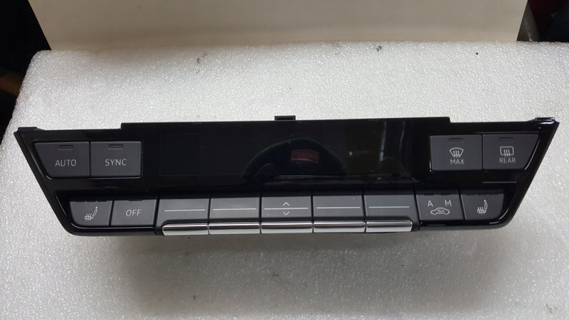 Panel klimatyzacji AUDI A3 8Y0820043A demontaż